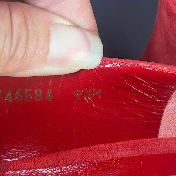 Costa Blanca Size 9.5M Red Suede Peep Toe Button Pumps Women's Heels Vintage - Picture 5 of 8